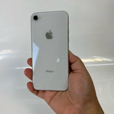Pre-Owned, iPhone 8 64gb Silver-Grade A.